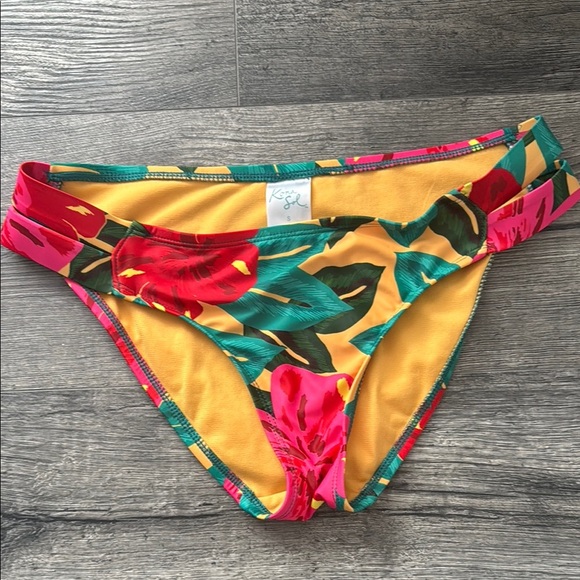 Kona Sole Res Floral Hipster Bikini Bottoms - Picture 2 of 5